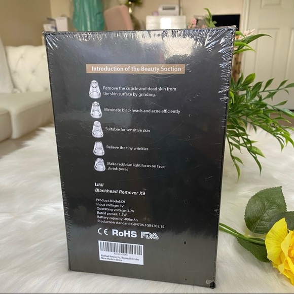 LIKII BLACKHEAD REMOVER X9. 5 DIFFERENT REPLACEABLE HEADS. - Picture 4 of 6